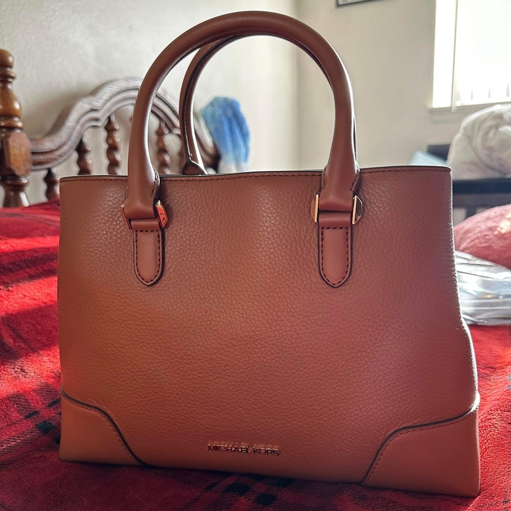 Michael Kors Handbag brown brand new